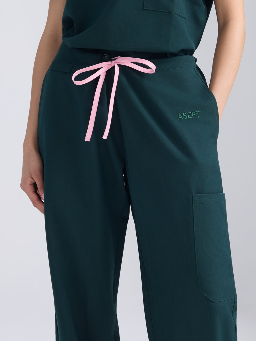Classic Pant • Forest Green